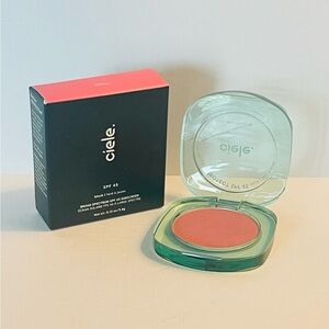 Ciele flush & PROTECT SPF 45 Powder Blush - Shade Chill